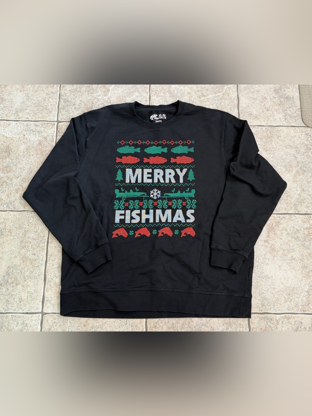 Bass Pro Shops Mens XL Merry Fishmas